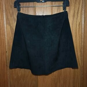 Suede Leather Mini Skirt - United Colors of Benetton Size 42 / US 12
